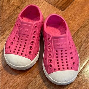 Native Pink Casual Shoes Baby Girl Size 4